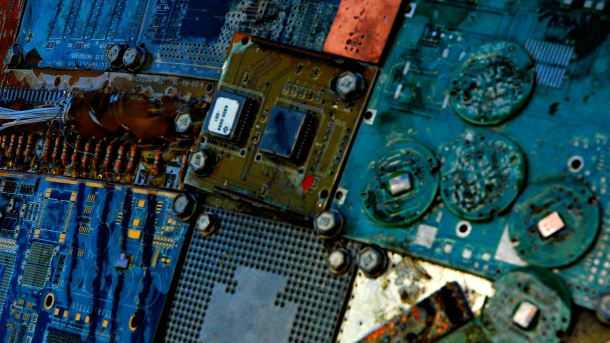 In 2025, AI‑powered browsers promised hands‑free browsing but faced prompt‑injection risks