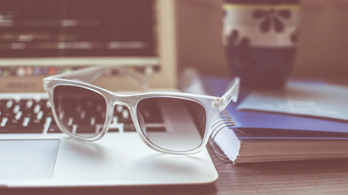 Users Report Meta Ray‑Ban Smart Glasses Record in Sleep Mode